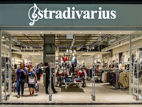 Stradivarius online shop